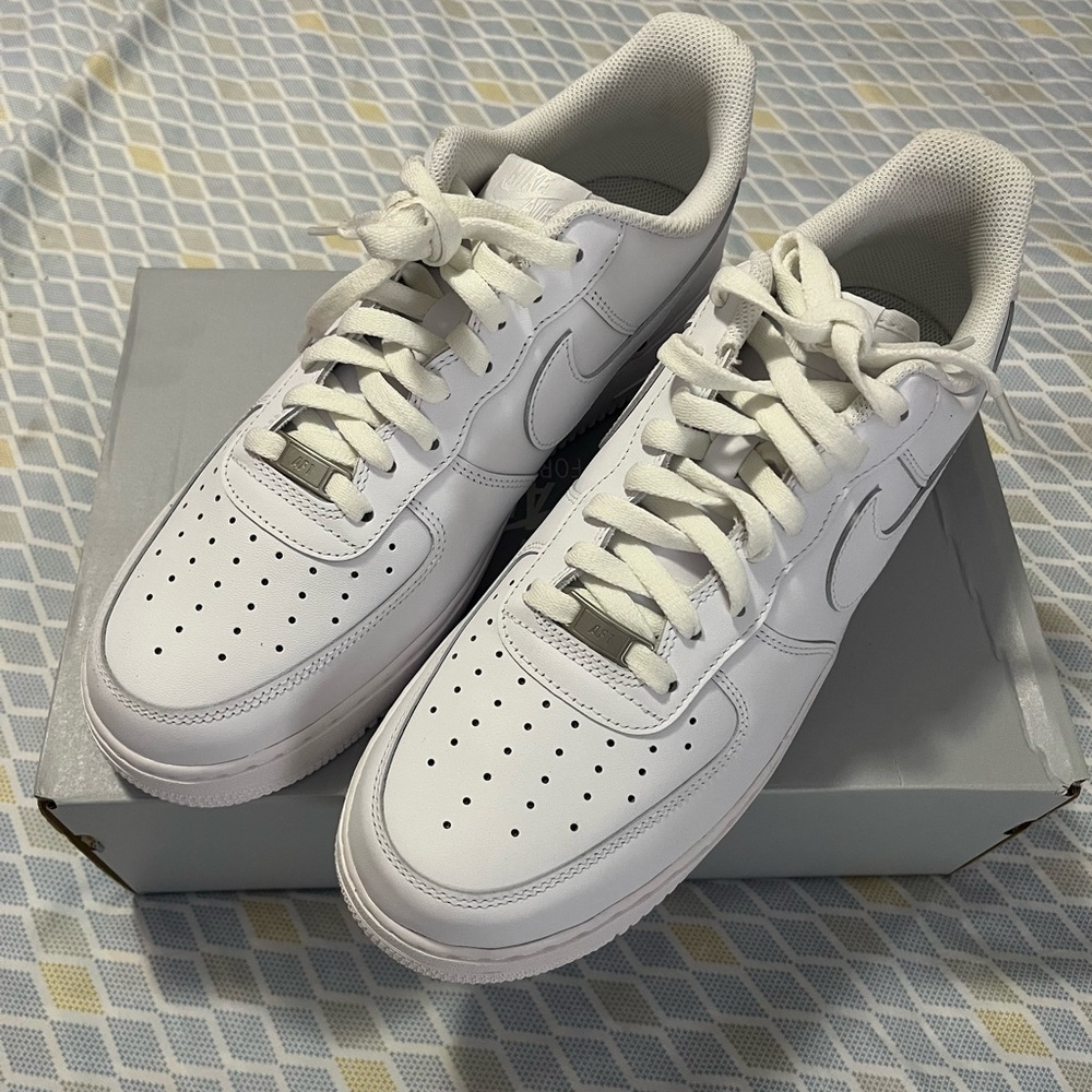 Brand new/never worn Nike Air Force 1. NWOT